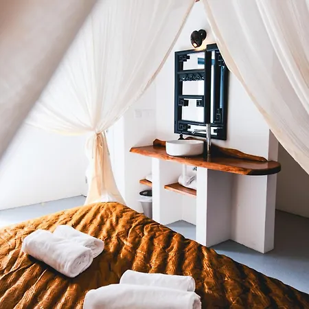 Freedom Ville Portugal * 布朗库堡