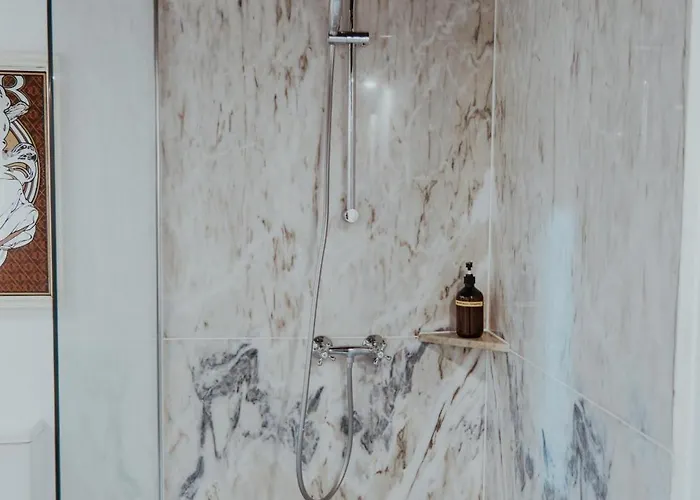 Alojamento de Acomodação e Pequeno-almoço Freedom Ville Portugal