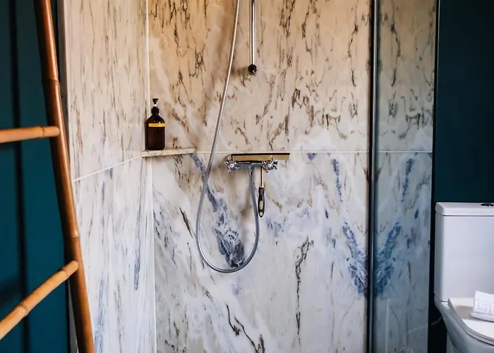 Alojamento de Acomodação e Pequeno-almoço Freedom Ville Portugal *